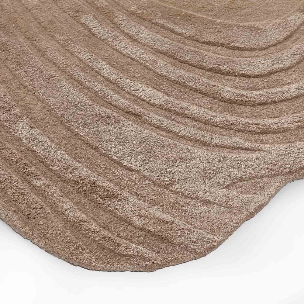 Handmade Tufted Pure Wool Geometric Carpet - Image 4