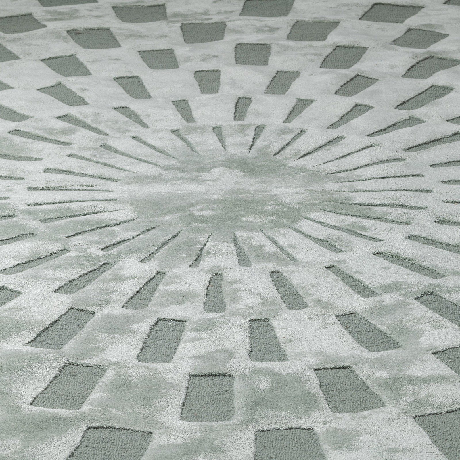 Radial Sunburst Hand-Tufted Wool & Viscose Round Area Rug - Image 3